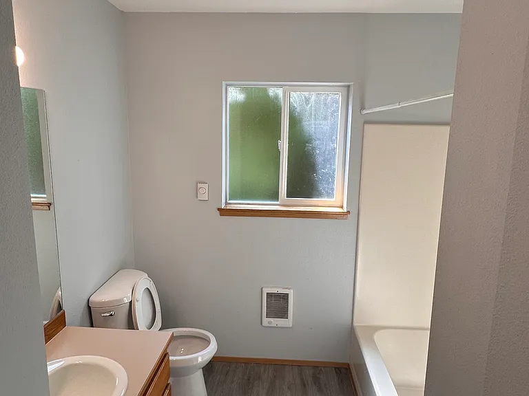 415 100th St SW #103 — Photo 7
