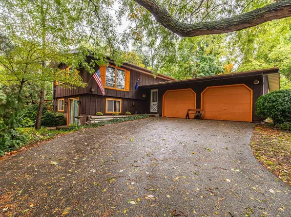 404 18th Avenue, Monroe, WI 53566