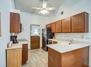 455 Delaware Dr UNIT 104, Apache Junction, AZ 85120