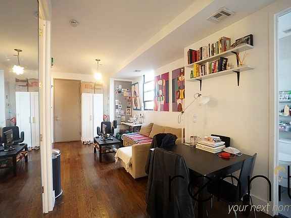 3rd image of 414 Suydam St APT 2R