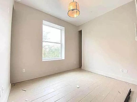 4th image of 272 W 139th St APT 2C