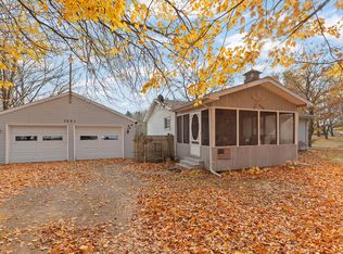 7291 Tucker Rd, Eaton Rapids, MI 48827