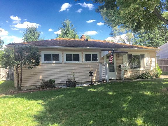 2nd image of 339 Pickett St SW
