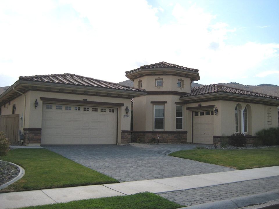 Fantastic curb appeal