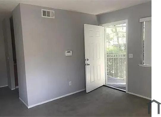 4725 Hayford Way — Photo 8