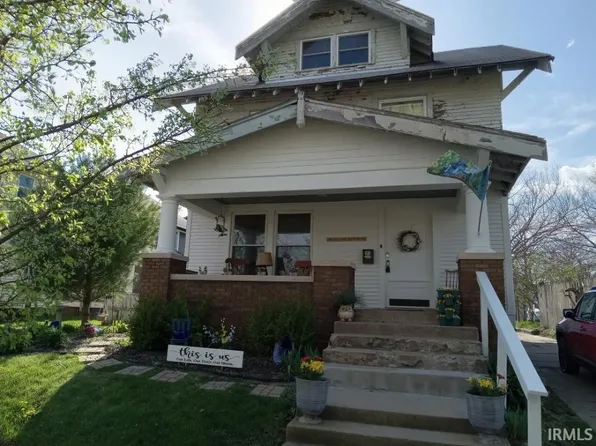 208 N East St, Frankfort, IN 46041