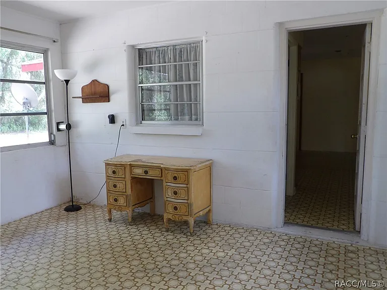 9381 S Istachatta Rd — Photo 12