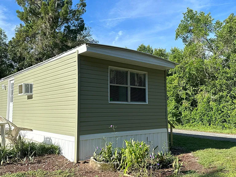 1111 N Point Lonesome Rd #1A — Photo 2
