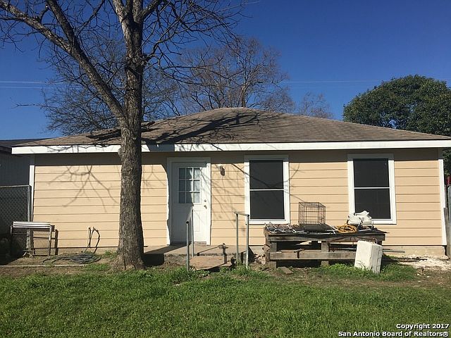2nd image of 240 N San Ignacio Ave