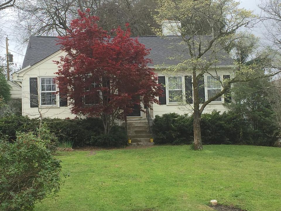 Idyllic Sequoyah Cottage