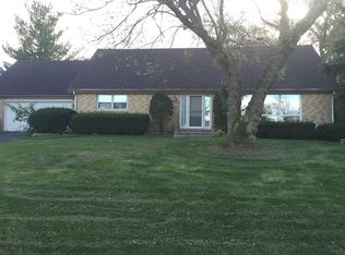 1565 Valencia Dr, Rockford, IL 61108