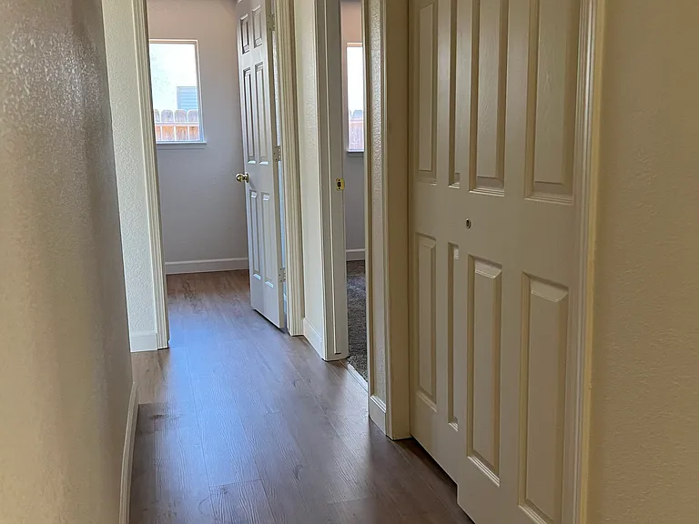 795 Railroad Ave — Photo 18
