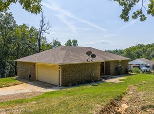 476120 E 1091st Rd, Roland, OK 74954