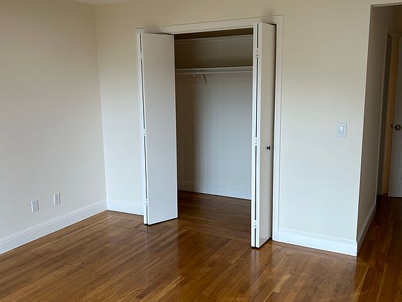5th image of 1212 Mariner Way #2