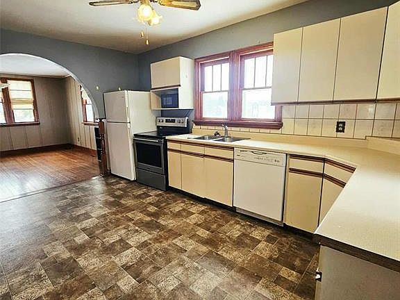 4th image of 303 Ohlen STREET