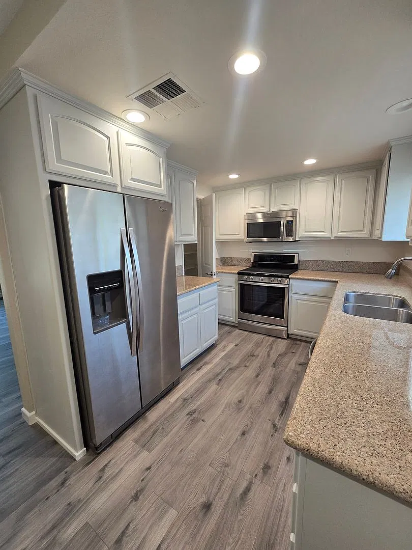 Remodeled with all appliances! — Photo 2