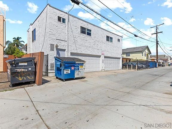 4th image of 4215 45th St