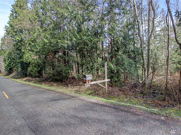 5th image of 7691 W Shore Dr