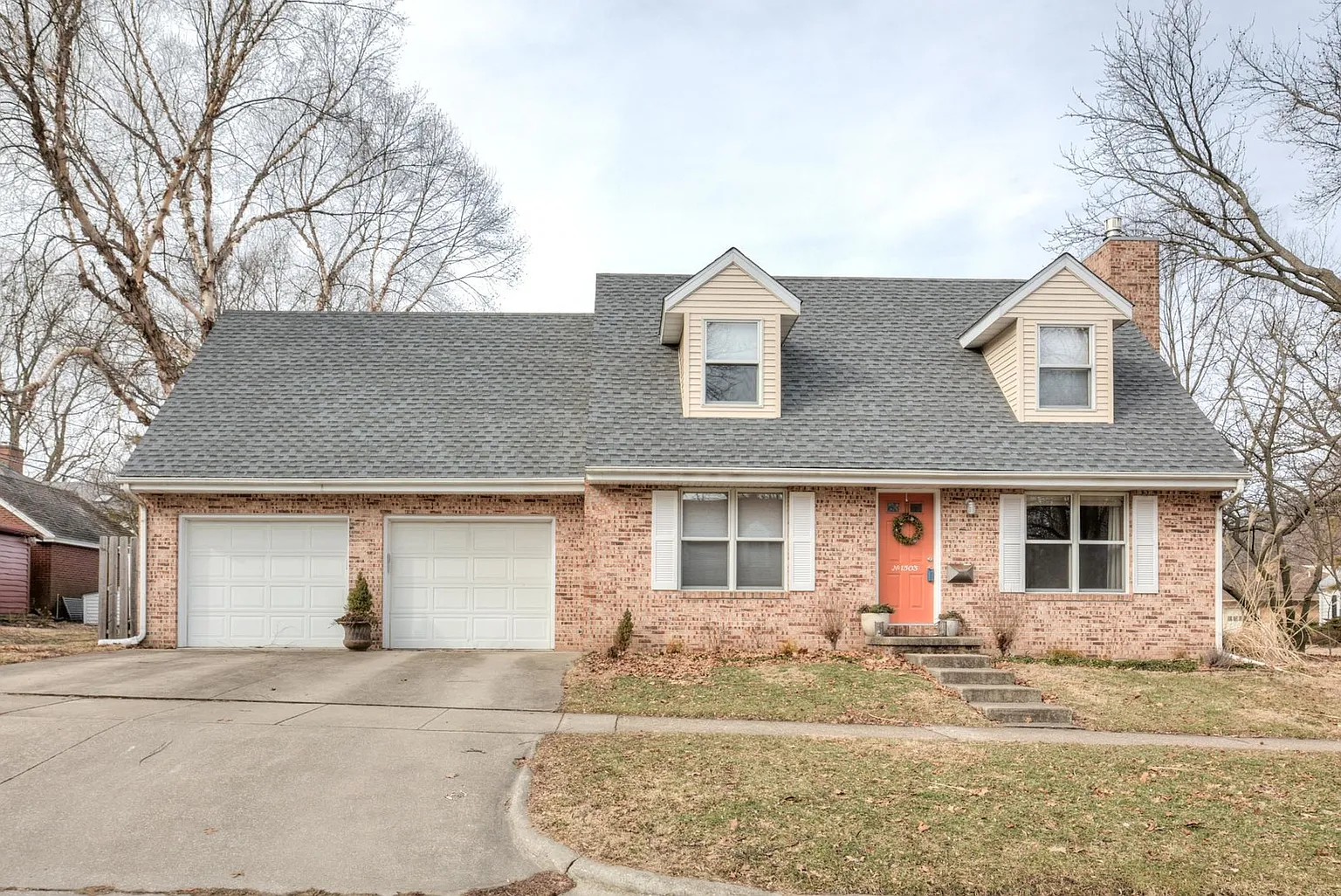 1503 S Orchard St photo 1