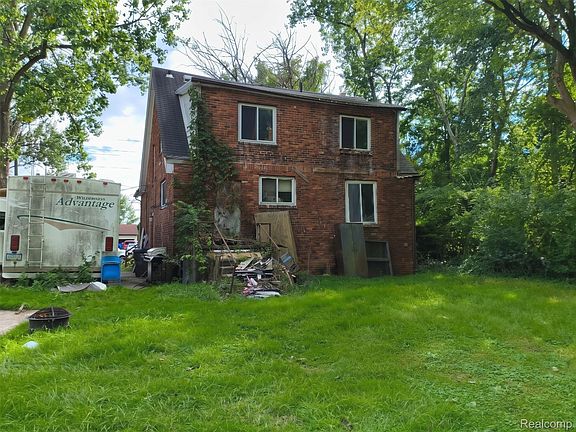 2nd image of 22725 Quinn Rd