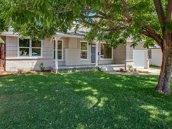 3rd image of 3917 La Verne Way
