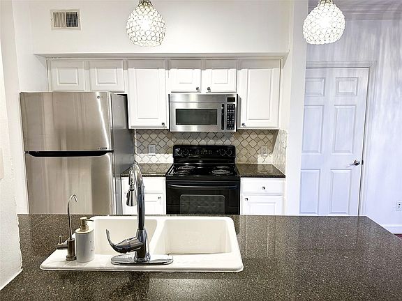 5th image of 7701 Rialto Blvd APT 1122