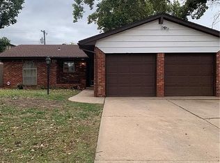 8116 NW 25th St, Bethany, OK 73008