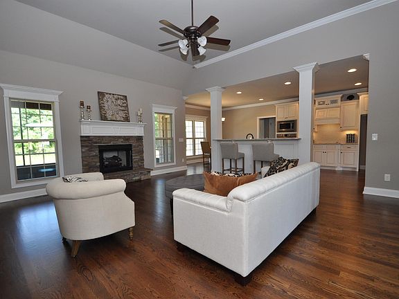 2nd image of 1427 Rhonda Dr Lot 104