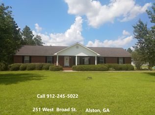 251 W Broad St, Mount Vernon, GA 30445