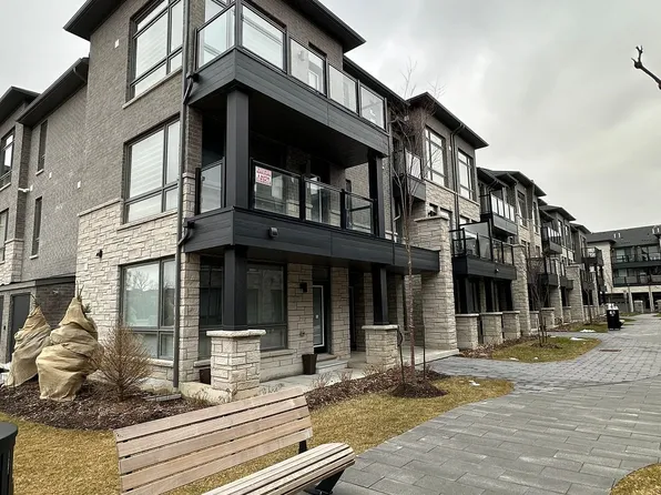 9450 The Gore Rd, Brampton, ON