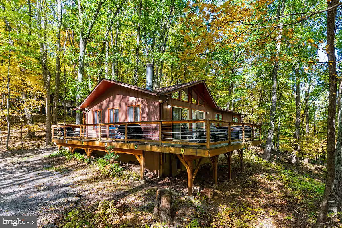 296 Mountainside Dr photo 1