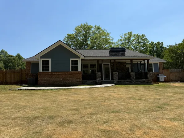 212 Doyle Dr, Seneca, SC 29678