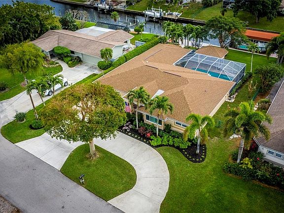 2nd image of 412 Parkway Ct