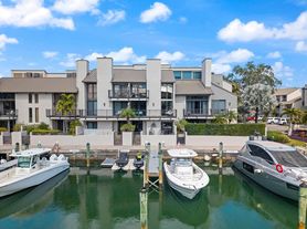 16 Portside Dr, Fort Lauderdale, FL