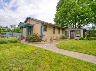 325 Ray Ave, Circleville, OH 43113