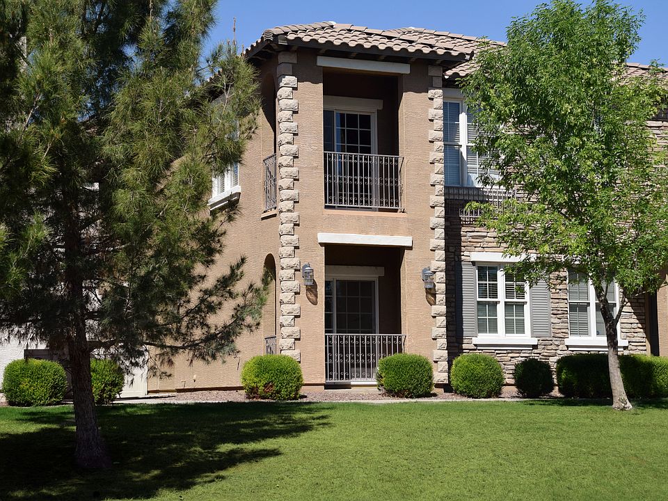 1st image of 3631 E Leslie Dr