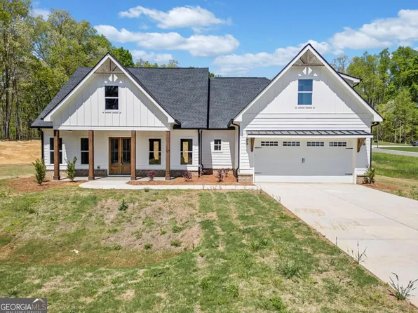 133 Cliffs Dr, Dalton, GA 30721