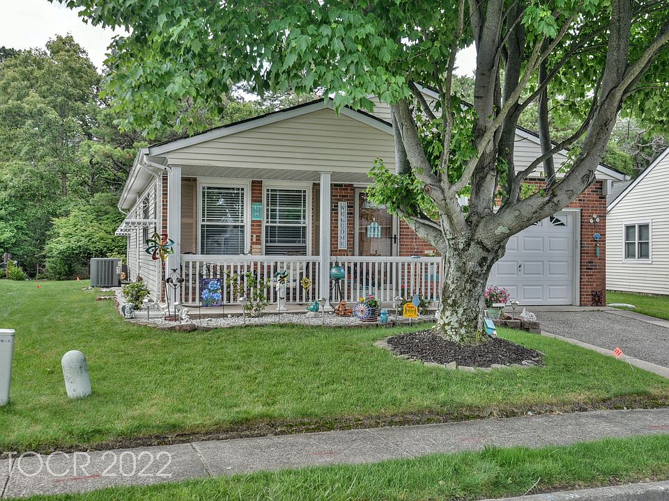 1st image of 118 Paradise Blvd