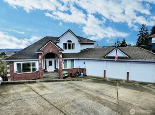 5805 51st Avenue Ct E, Tacoma, WA 98443