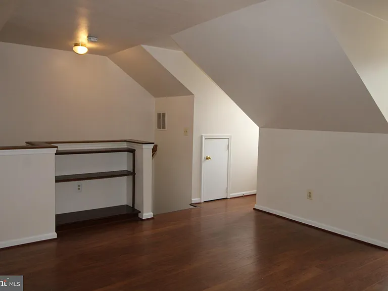 11518 Brundidge Ter — Photo 10