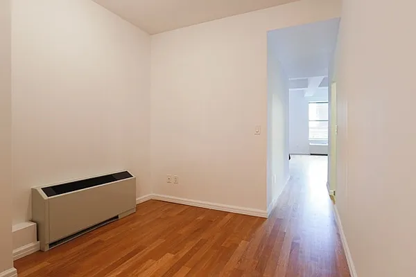 Rented by Nest Seekers International | media 14