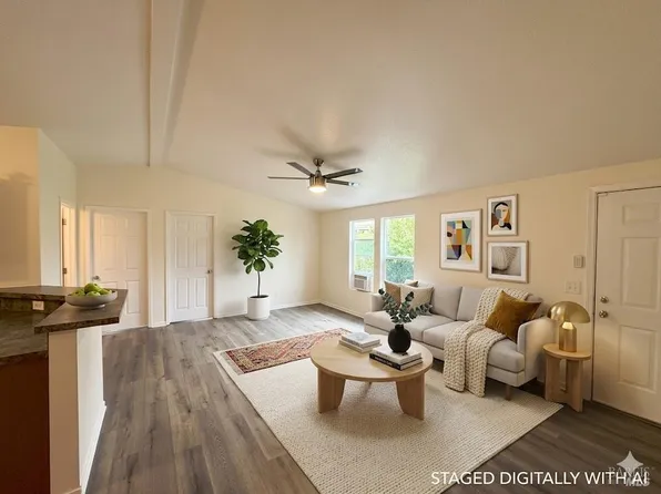 127 Apple Lane, Santa Rosa, CA 95407
