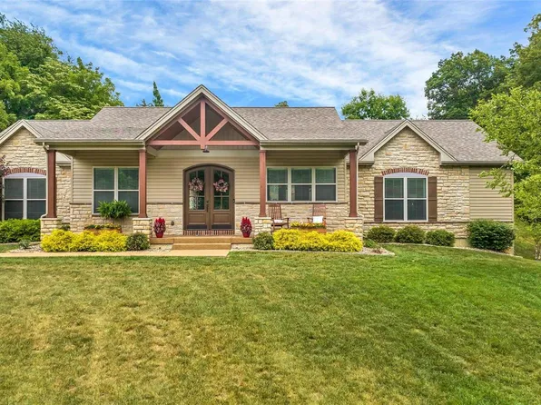 24552 Ivy Ct, Wright City, MO 63390