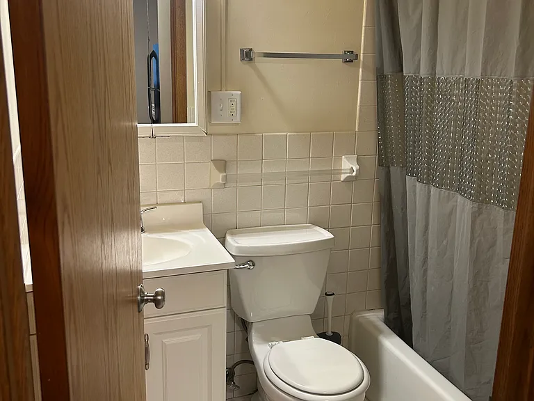 340 Marshall Ave — Photo 8