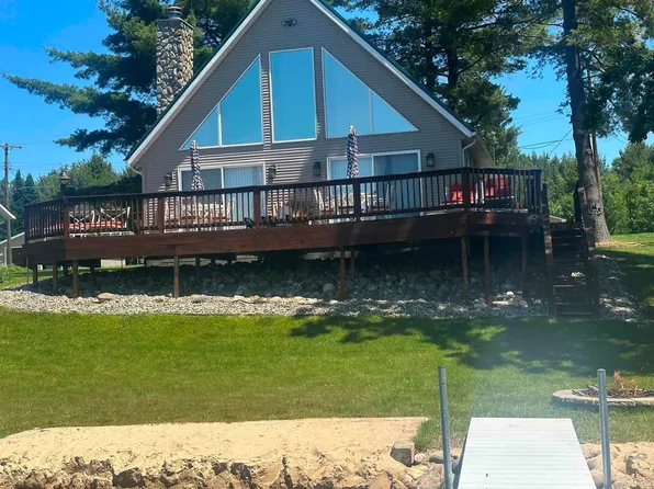 5868 Orchard St, Hale, MI 48739