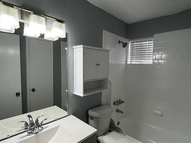 1606 Welch St #5 — Photo 12