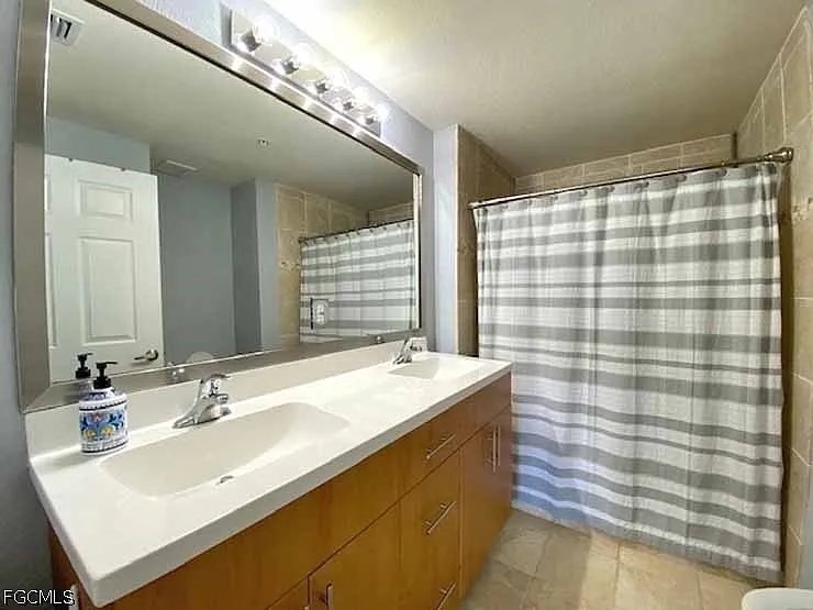 13180 Bella Casa Cir #276 — Photo 19