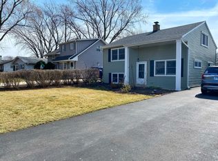 618 W Comstock Ave, Elmhurst, IL 60126