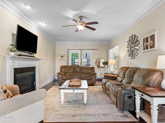 5th image of 7807 Greenscape Dr