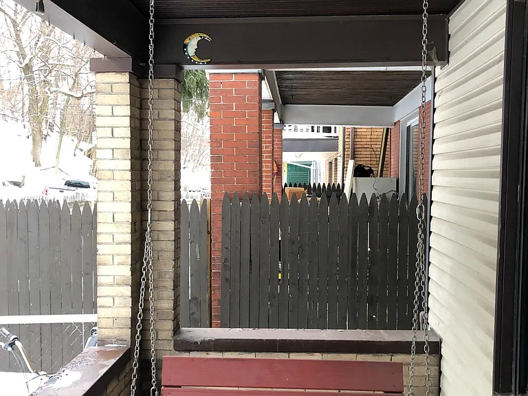 70 Pasadena St — Photo 20